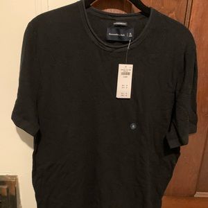 A&F Featherweight Women’s Top NWT